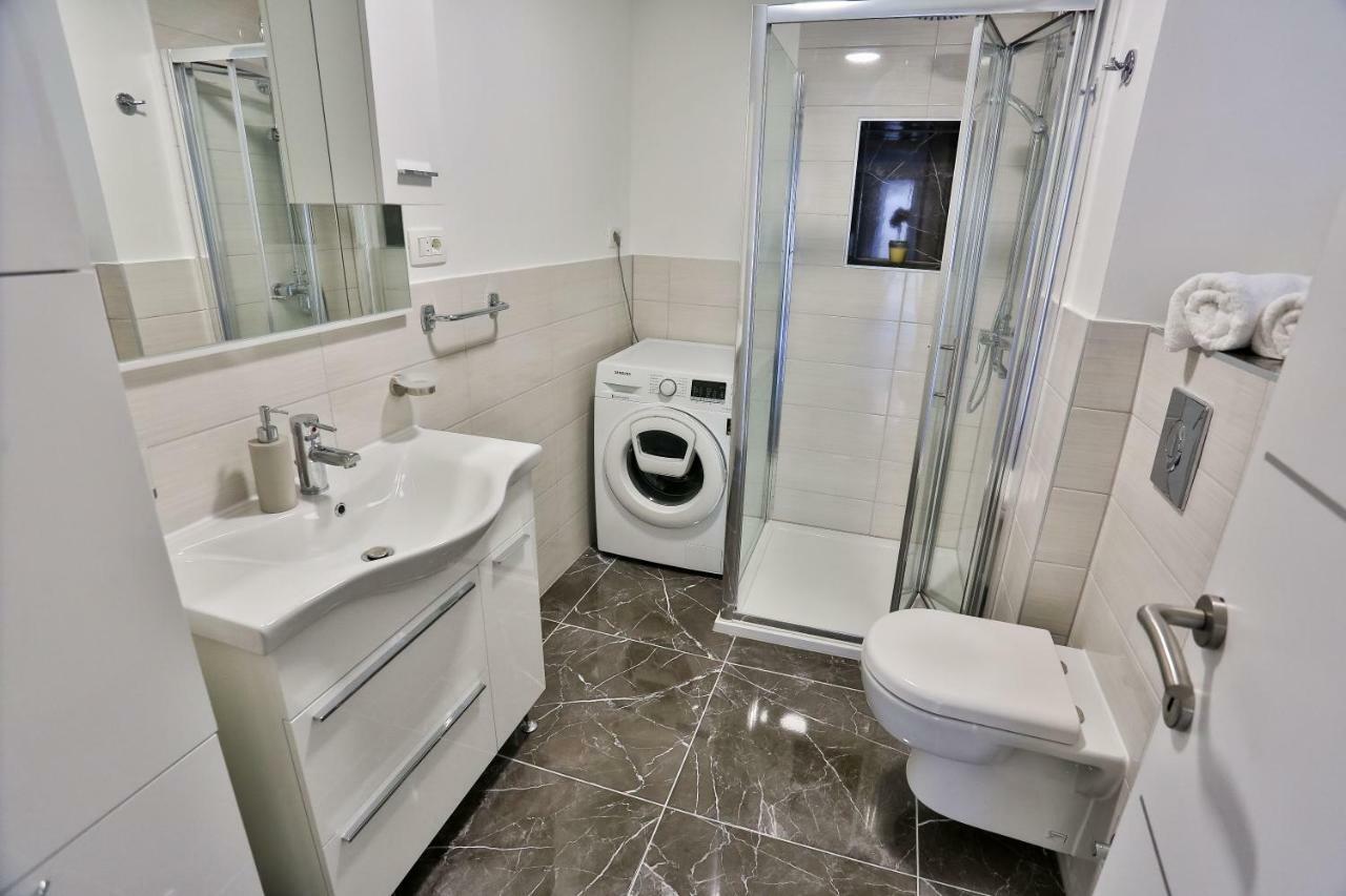 Luxury Apartment Lioness สปลิท ภายนอก รูปภาพ