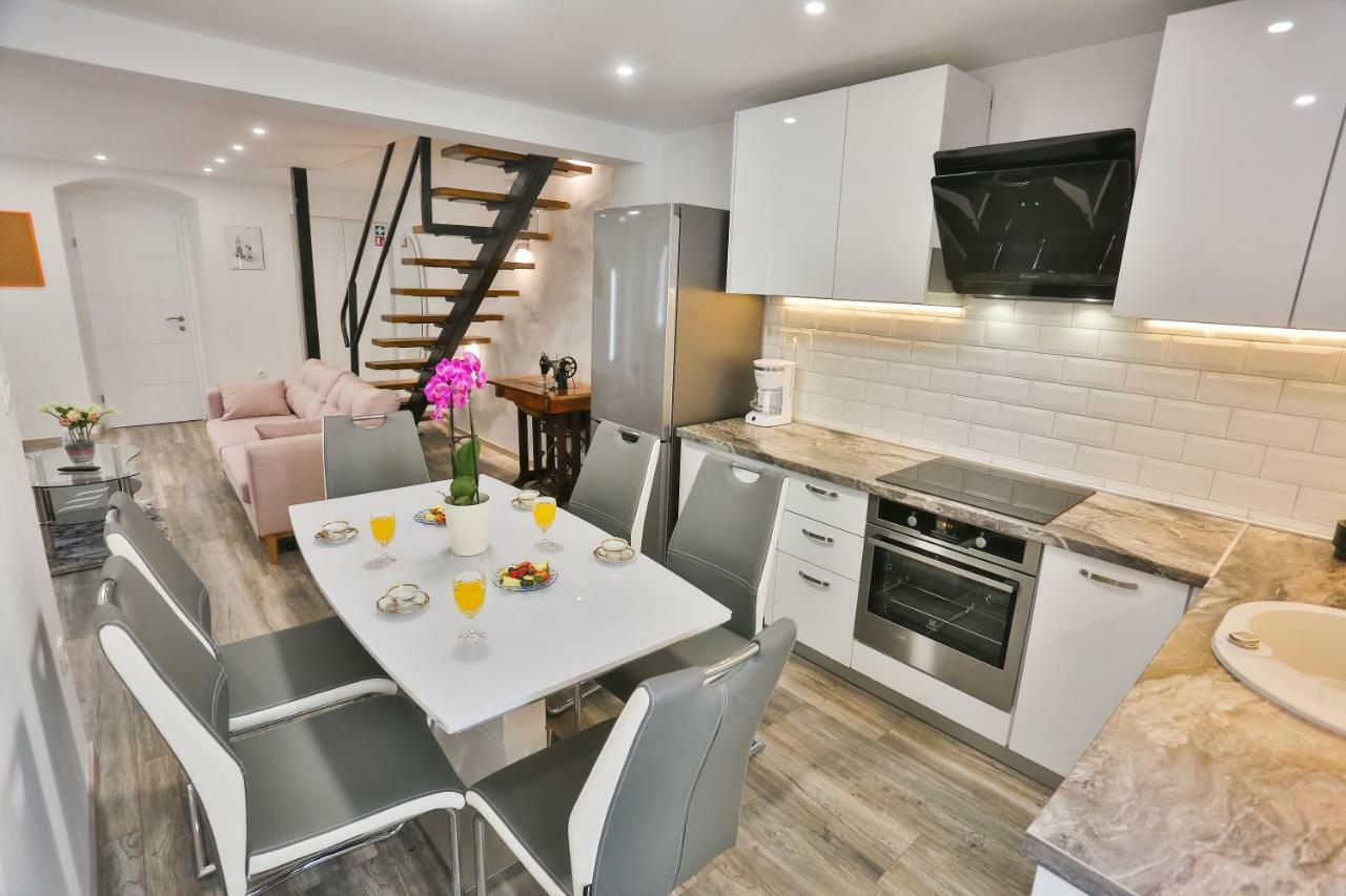 Luxury Apartment Lioness สปลิท ภายนอก รูปภาพ