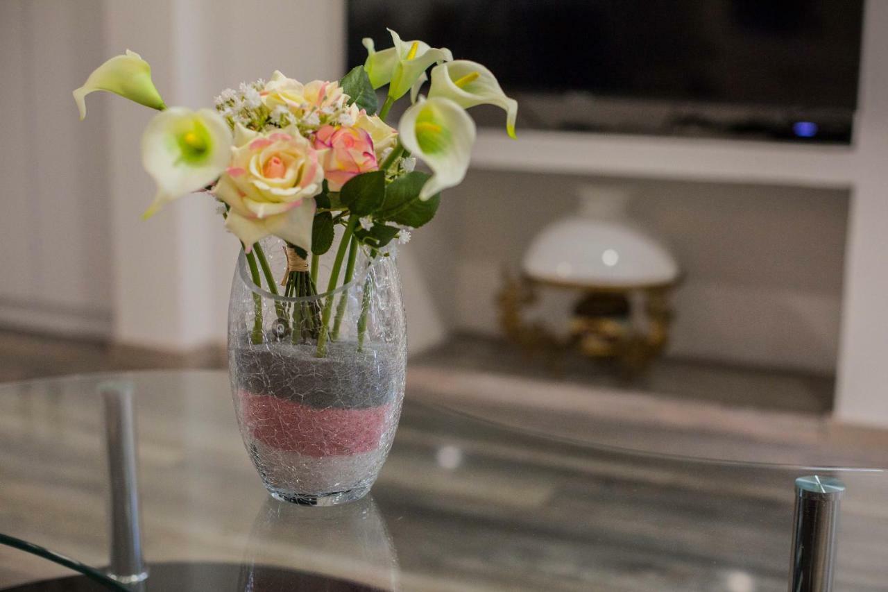 Luxury Apartment Lioness สปลิท ภายนอก รูปภาพ